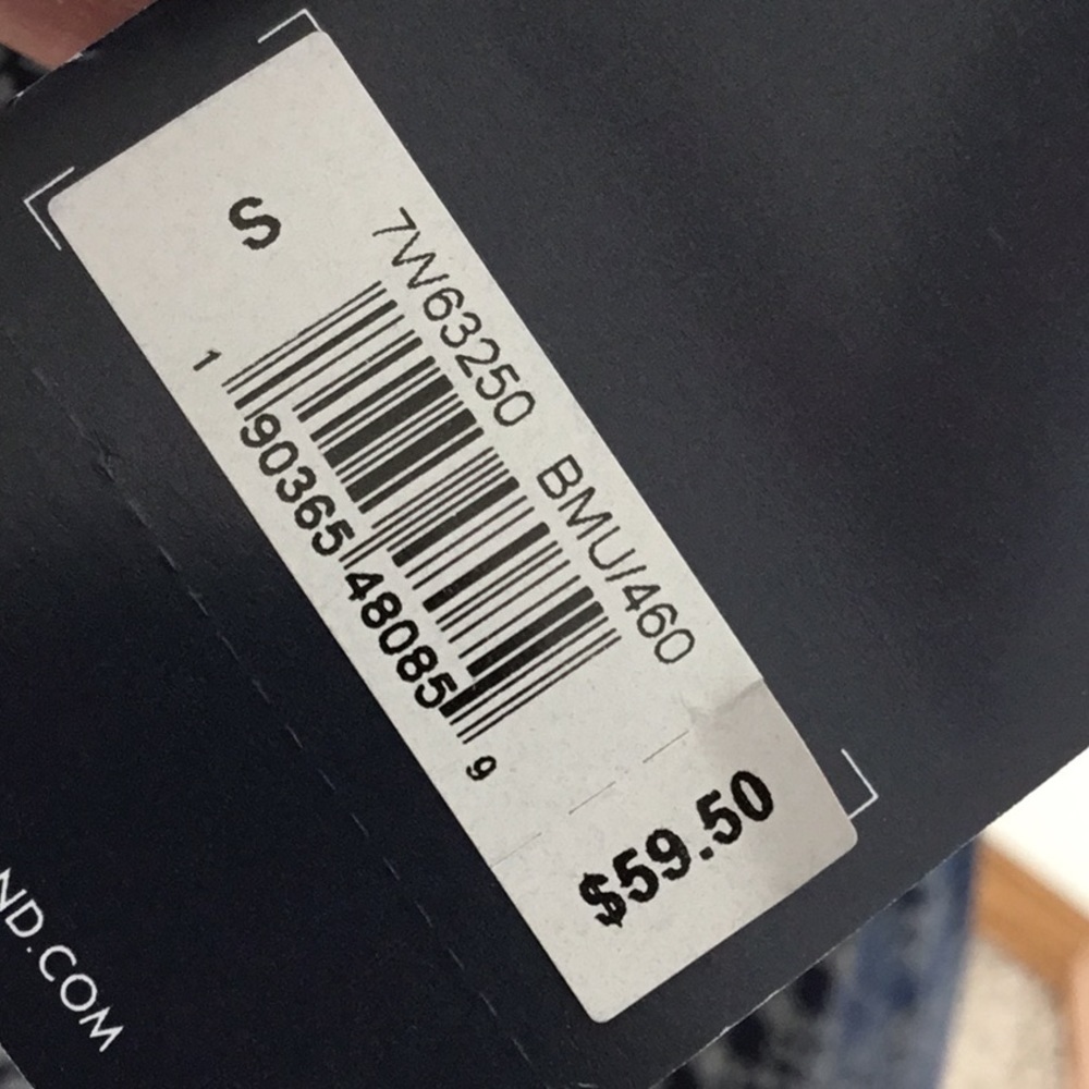 Lucky brand top/shirt/blouse. Women size SP. shades of blue NWT - Picture 9 of 10